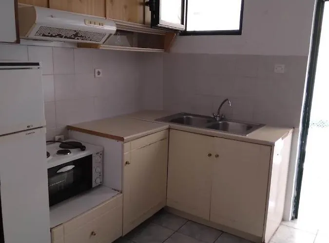 Floisvos Apartment *