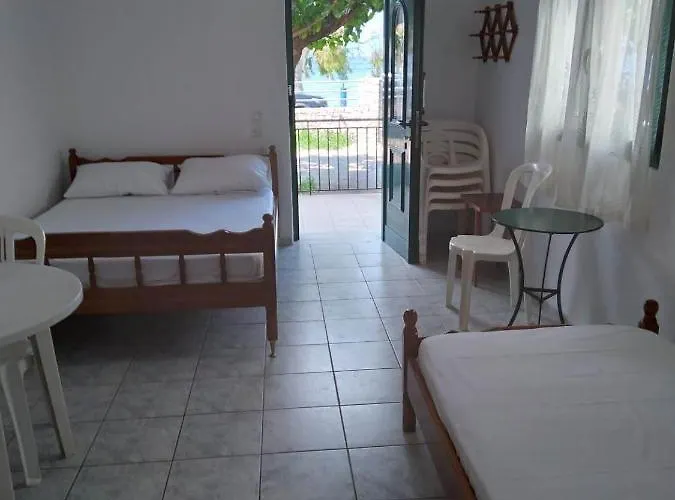 Apartment Floisvos *