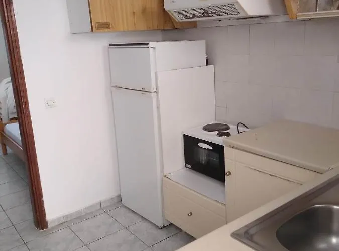 Floisvos Apartment *